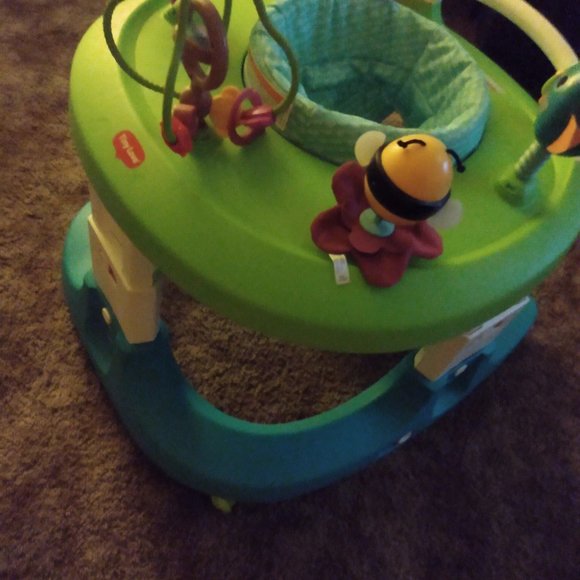 Baby mobile play - Picture 2 of 4